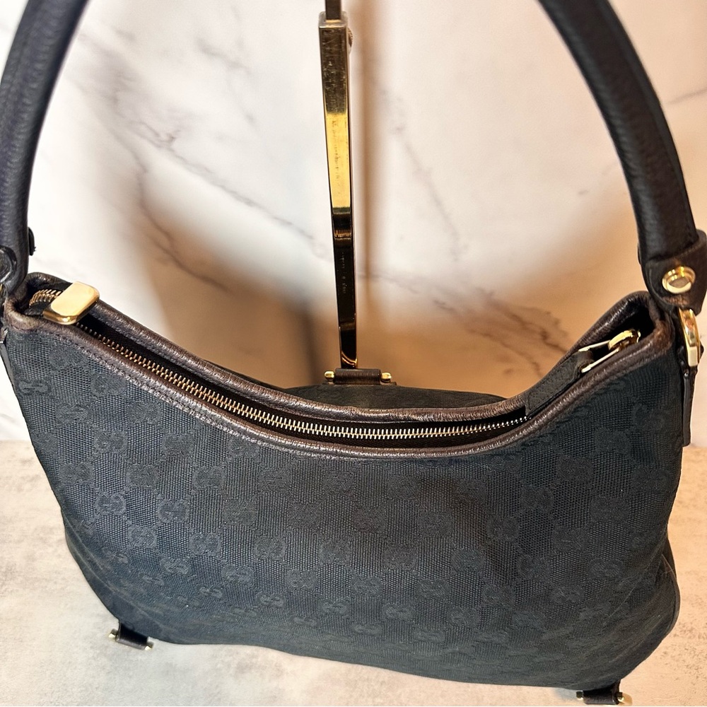 Gucci Canvas Abbey Hobo Bag - Picture 9 of 16